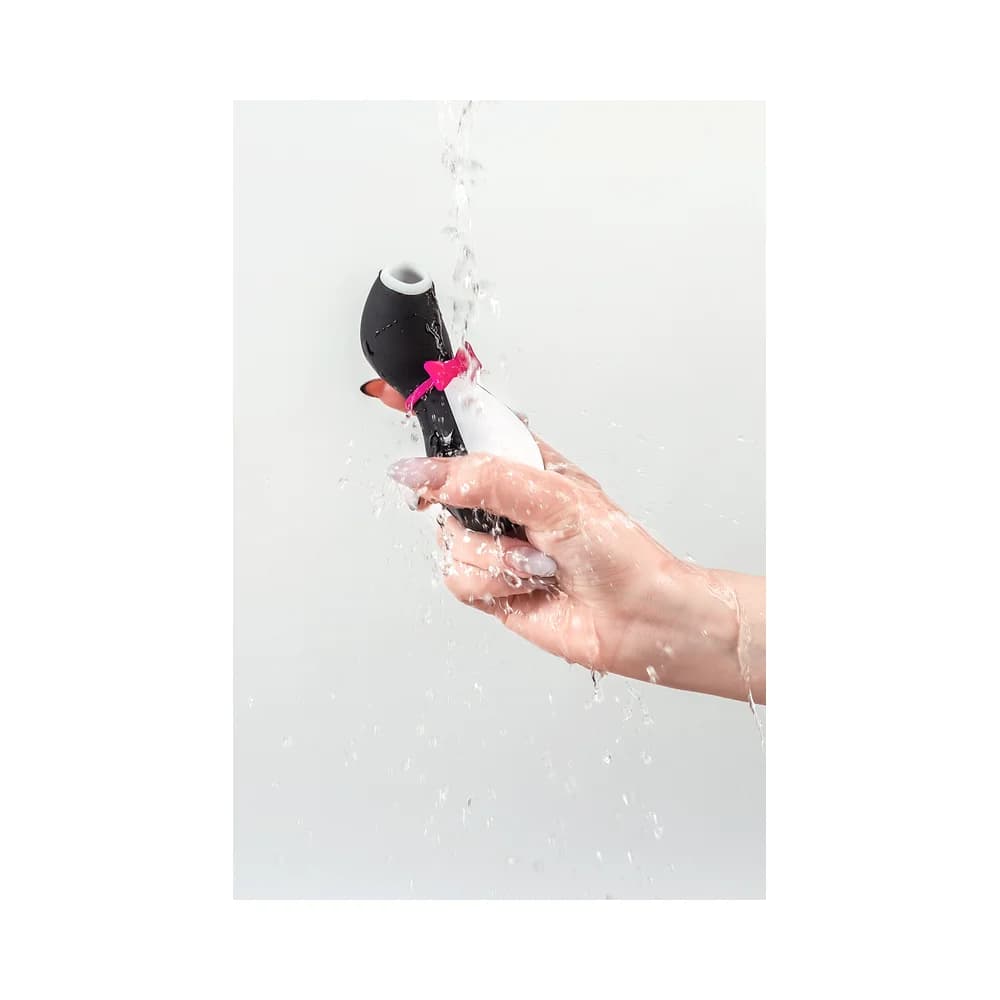 Satisfyer Penguin Vakumlu Klitoris Uyarıcı Vibratör, Siyah, 11.5 cm thumbnail 10